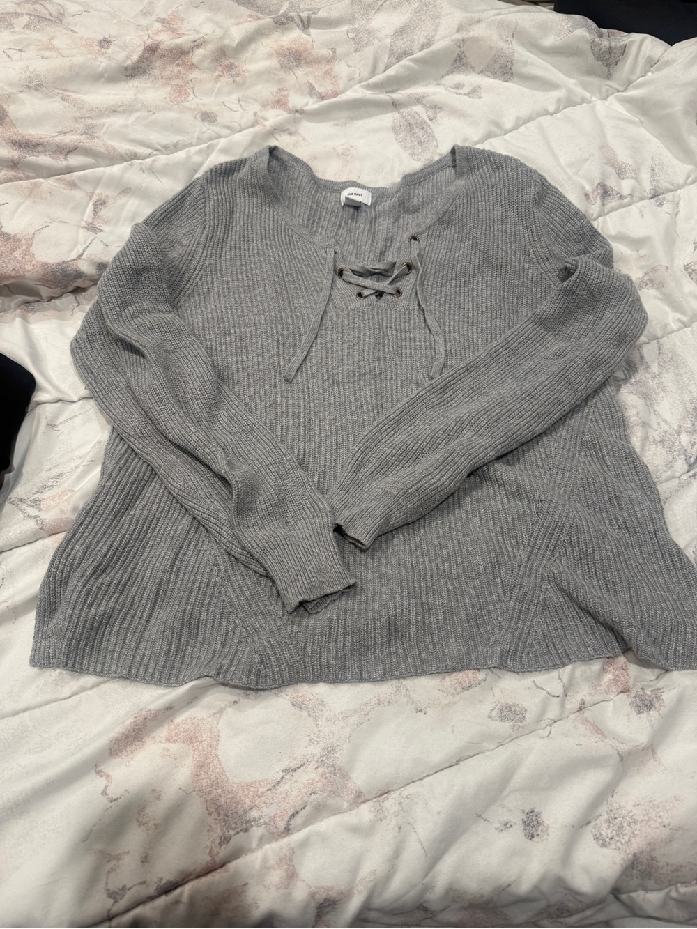 Old Navy Gray Lace-Up Ribbed Women’s Sweater